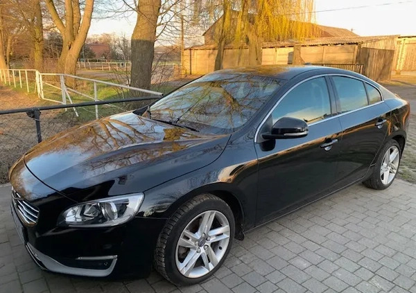 Volvo S60 cena 49000 przebieg: 117000, rok produkcji 2016 z Błaszki małe 106